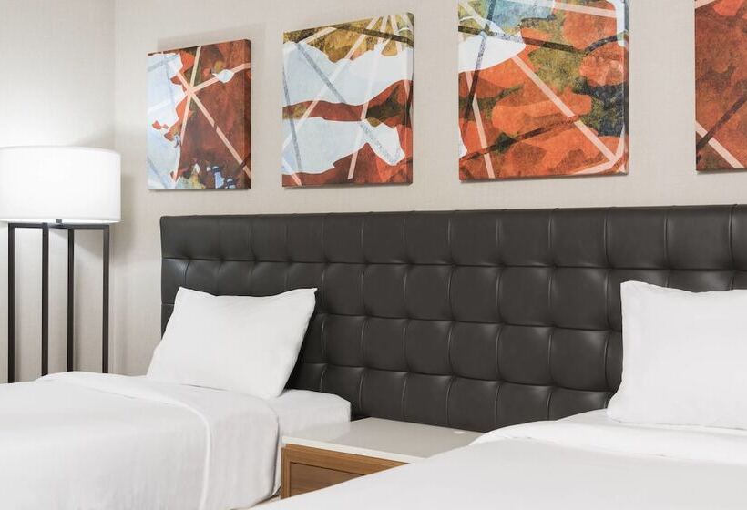 Family Suite, Sonesta Hotel Grand Rapids Airport