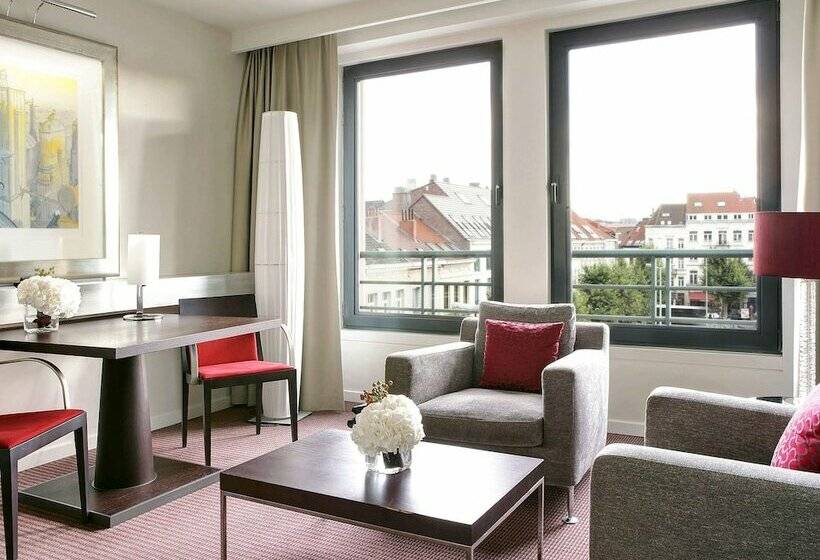 سوییت جونیور, Sofitel Brussels Europe