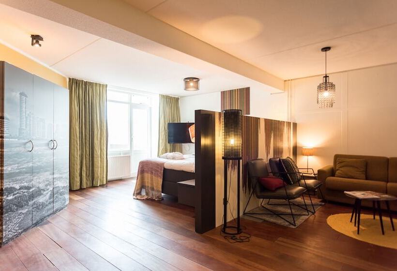 Полулюкс, Strandhotel Westduin