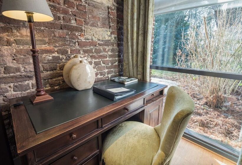시니어 스위트, Van Der Valk Hotel Kasteel Terworm