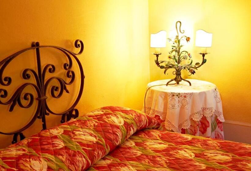 Номер Стандарт, Relais Villa Belpoggio   Residenza D Epoca