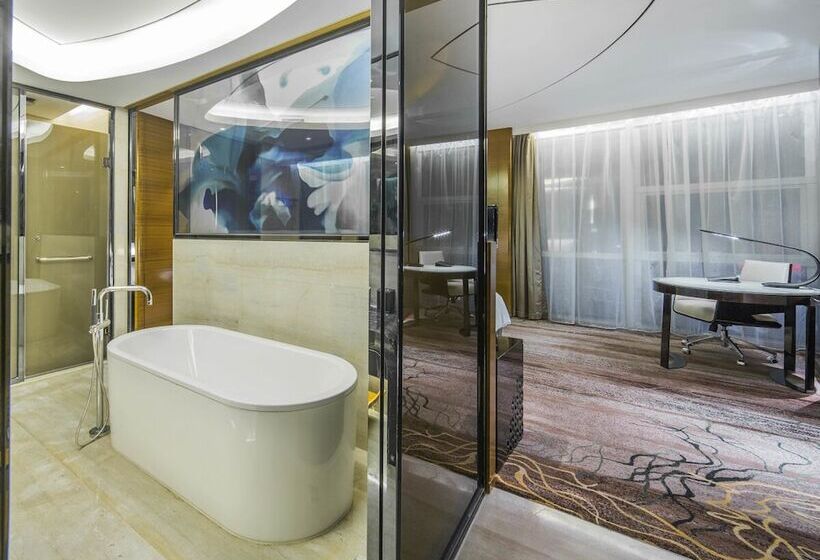 Номер Superior Вид на Город, Sofitel Nanjing Galaxy