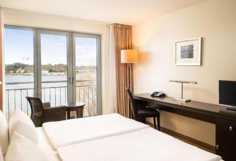 اتاق سوپریور با چشم‌انداز رودخانه, Elaya Hotel Hamburg Finkenwerder Ehemals The Rilano Hotel Hamburg