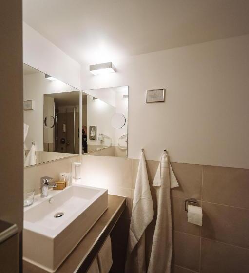 اتاق استاندارد, Landhotel Potsdam