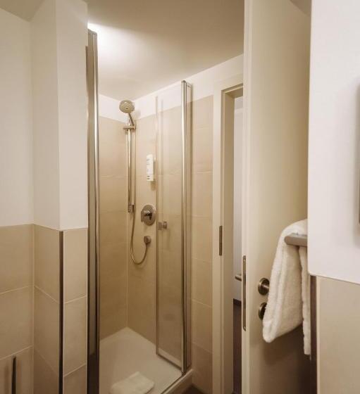Номер Стандарт, Landhotel Potsdam