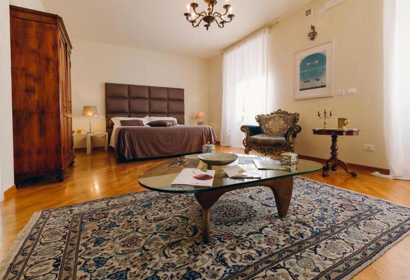 سوییت لوکس, Exclusive Aparthotel La Reunion
