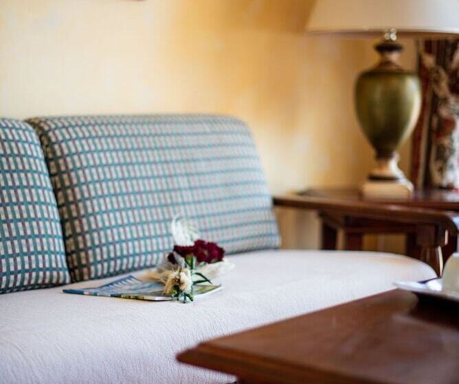 Апартаменты Deluxe 1 Спальня, Il Pelagone Hotel & Golf Resort Toscana