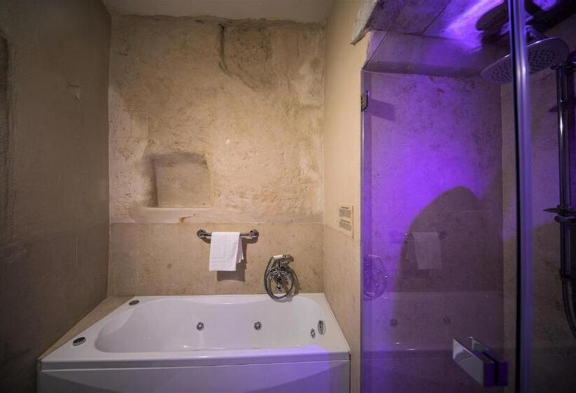سوییت جونیور, Locanda Di San Martino Hotel & Thermae Romanae