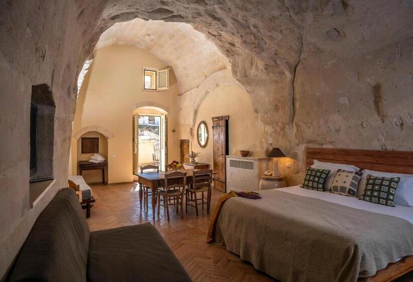 سوئیت جونیور خانوادگی, Locanda Di San Martino Hotel & Thermae Romanae