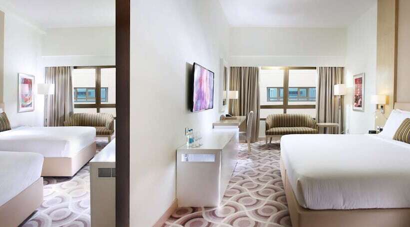 家庭间, Metropolitan Hotel Dubai