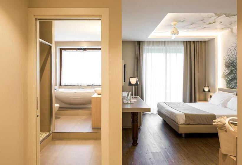 Номер Deluxe с Гидромассажем, Resort & Spa Miramonti
