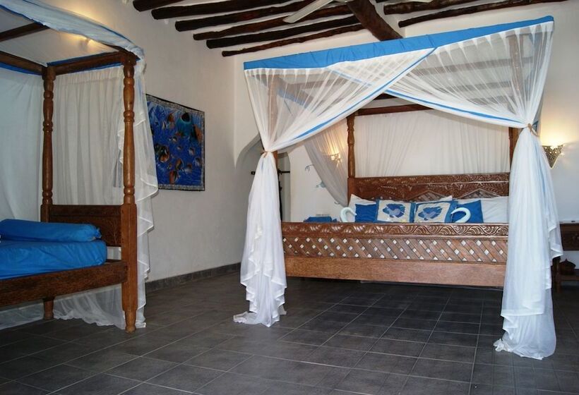 اتاق راحتی سه تخته, Karamba Eco Boutique