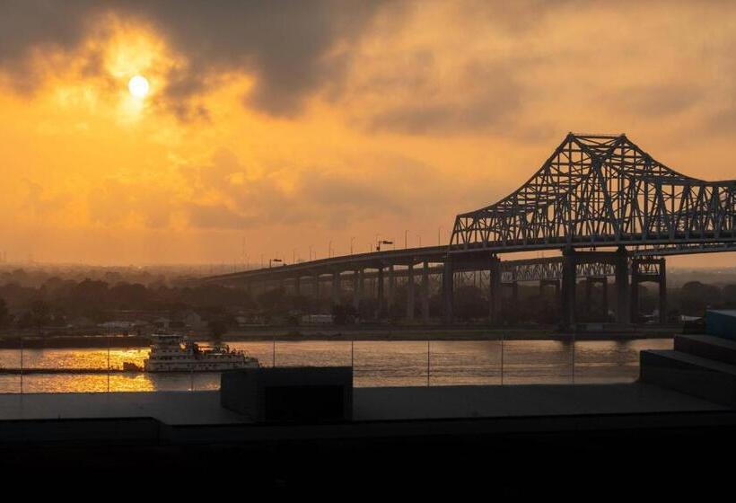 Номер Стандартный с Видом, New Orleans Marriott Warehouse Arts District