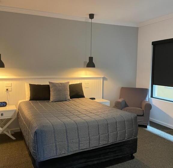Номер Superior, Noah's Mid City Motor Inn Muswellbrook