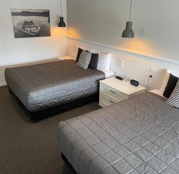 Семейный Номер Superior, Noah's Mid City Motor Inn Muswellbrook