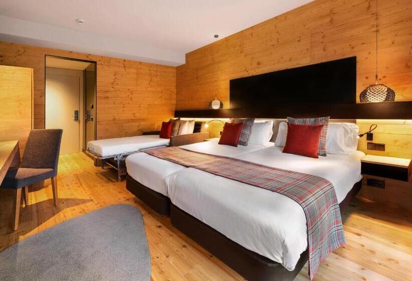 اتاق پریمیوم سه تخته, Park Piolets Mountainhotel & Spa