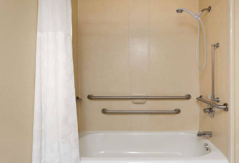 Номер Стандарт 2 Двуспальные Кровати, Ramada By Wyndham Locust Grove
