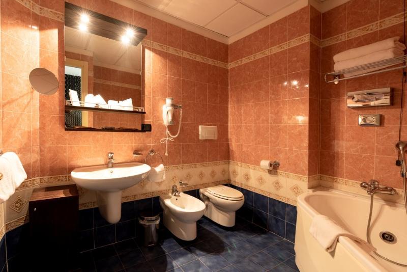 Номер Superior, Grand Hotel Admiral Palace