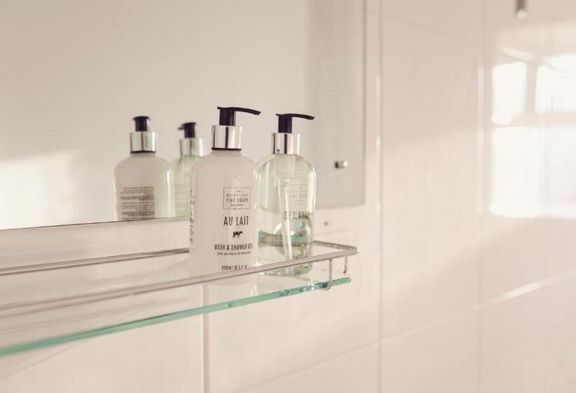 Номер Basic, Ambleside Townhouse