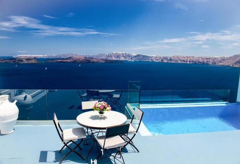 سوئیت با چشم‌انداز, Astarte Suites