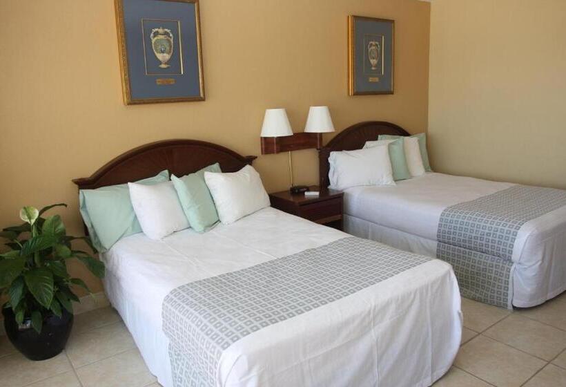 Номер Стандарт 2 Двуспальные Кровати, Makai Beach Lodge
