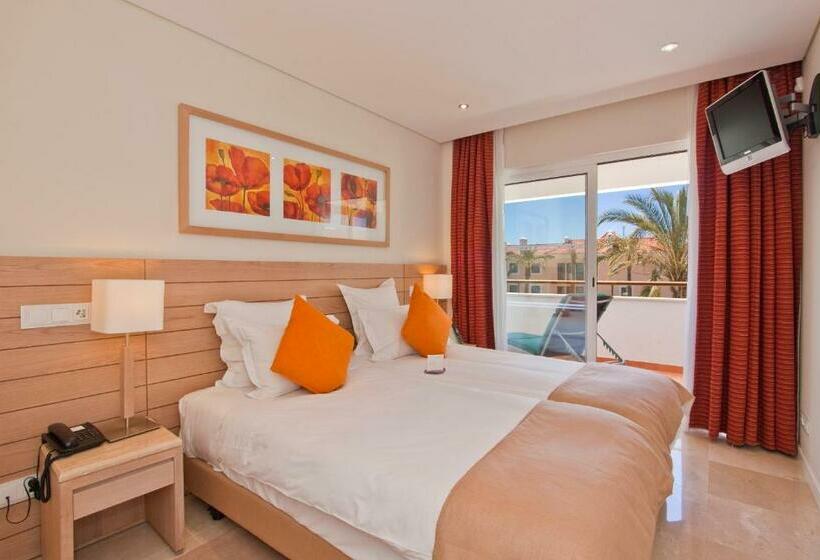Люкс Deluxe 2 Спальни, As Cascatas Golf Resort & Spa