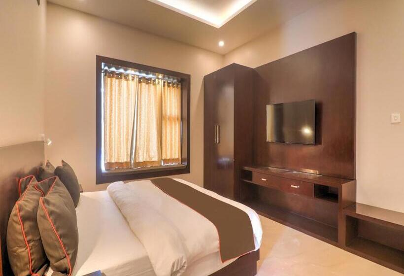 Habitación Triple Comfort, Super Townhouse Amaraa Farms Near Lulu Hypermarket