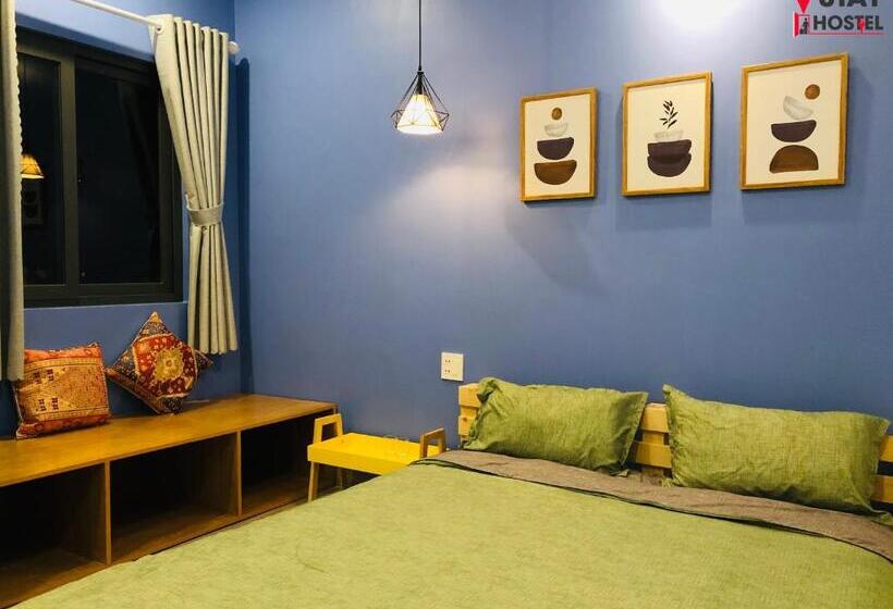 اتاق استاندارد با بالکن, Stay Hostel 2   350m From The Ferry