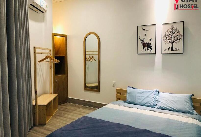 اتاق استاندارد چهارنفره با بالکن, Stay Hostel 2   350m From The Ferry