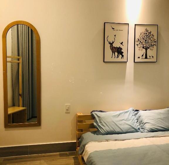 اتاق استاندارد چهارنفره با بالکن, Stay Hostel 2   350m From The Ferry