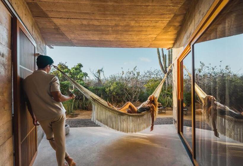 スイート, Paradero Todos Santos   Exclusive Experiences Included