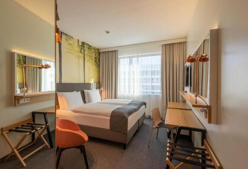 스탠다드 룸, Holiday Inn Munich   Leuchtenbergring, An Ihg
