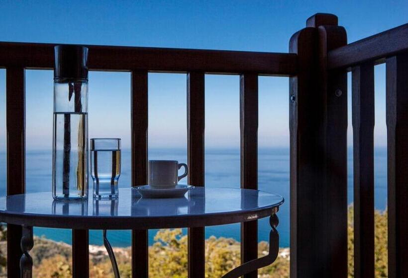 Трехместный Номер Deluxe Вид на Море, Kalderimi Country House