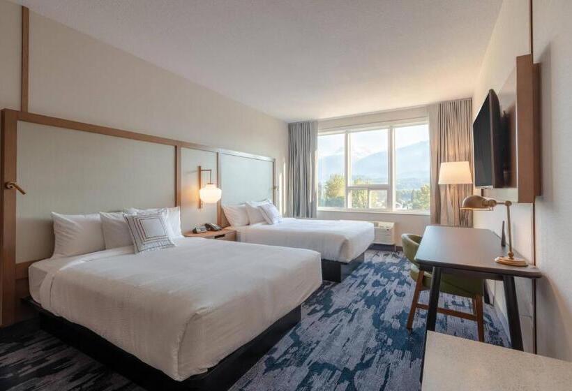غرفة قياسية سرير ملكى, Fairfield By Marriott Inn & Suites Revelstoke
