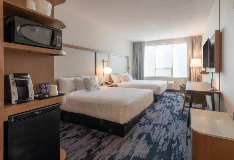 غرفة قياسية سرير ملكى, Fairfield By Marriott Inn & Suites Revelstoke
