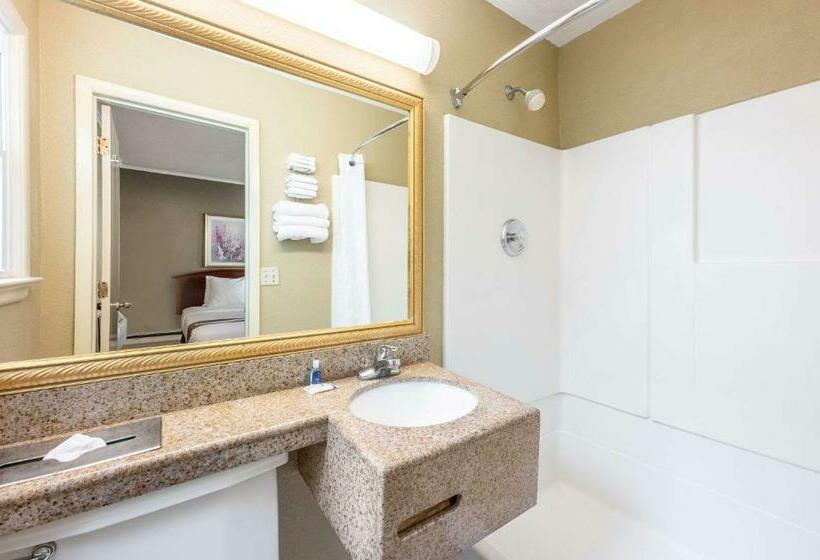 Номер Стандарт 2 Двуспальные Кровати, Quality Inn Poughkeepsie