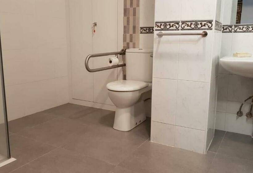 Номер Стандарт, Albergue De Peregrinos Ultreia Et Suseia