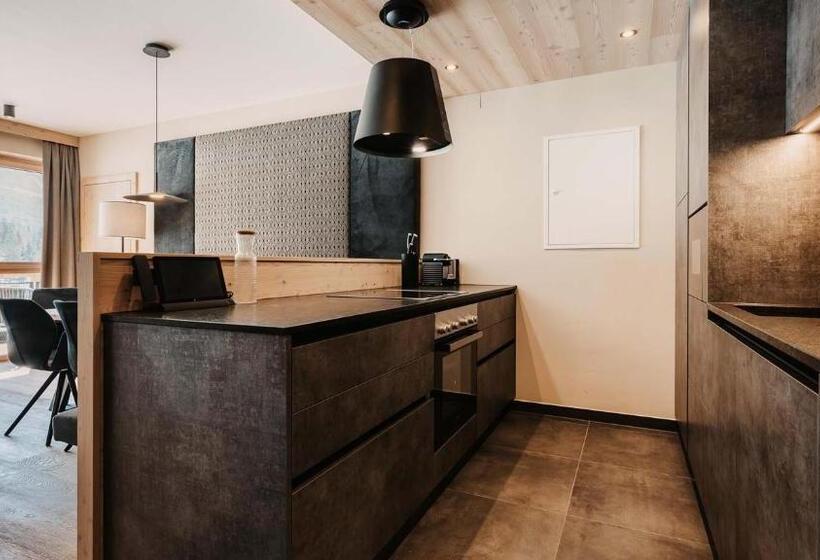 Апартаменты 1 Спальня, Hofgut Apartment & Lifestyle Resort Wagrain