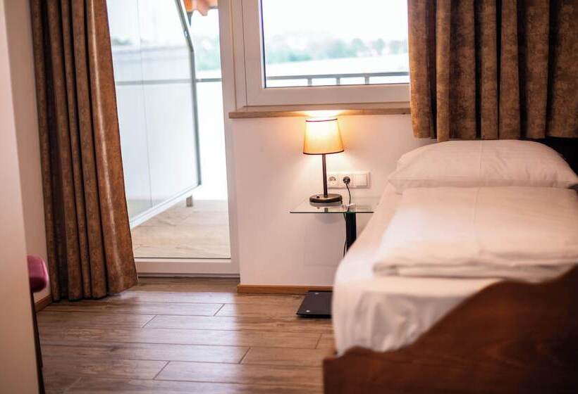 발코니 스탠다드 싱글 룸, Vulkan Residenz Hotel   Self Check In