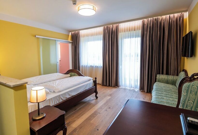 발코니 디럭스 룸, Vulkan Residenz Hotel   Self Check In