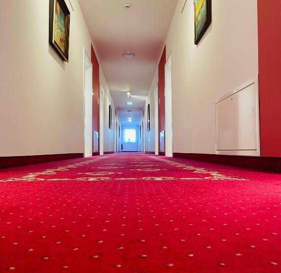 디럭스 트리플 룸, Vulkan Residenz Hotel   Self Check In