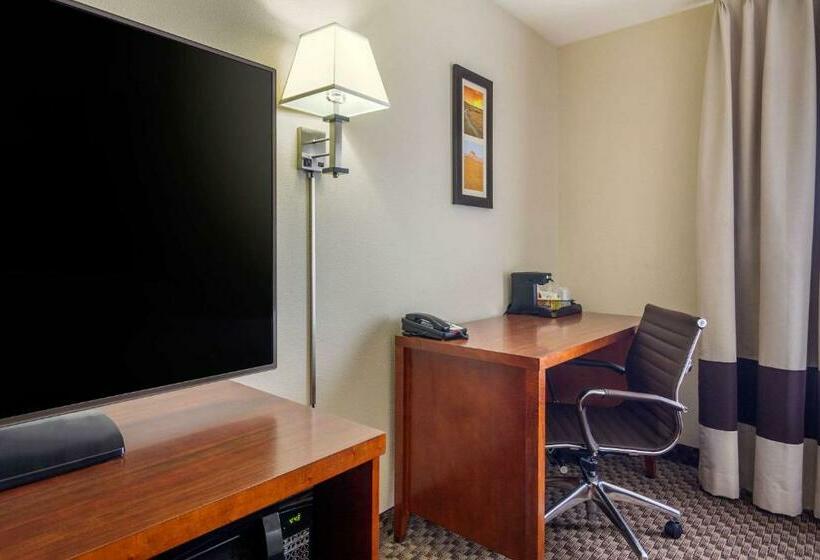 Номер Стандарт, Comfort Inn Sterling