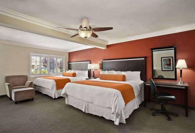 Люкс, Travelodge By Wyndham Santa Maria