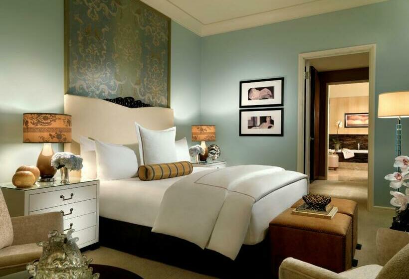 1 Bedroom Penthouse Apartment, Trump International Hotel Las Vegas