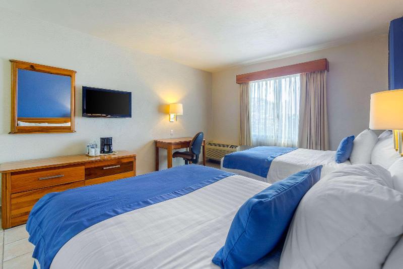 اتاق استاندارد, Comfort Inn Tampico