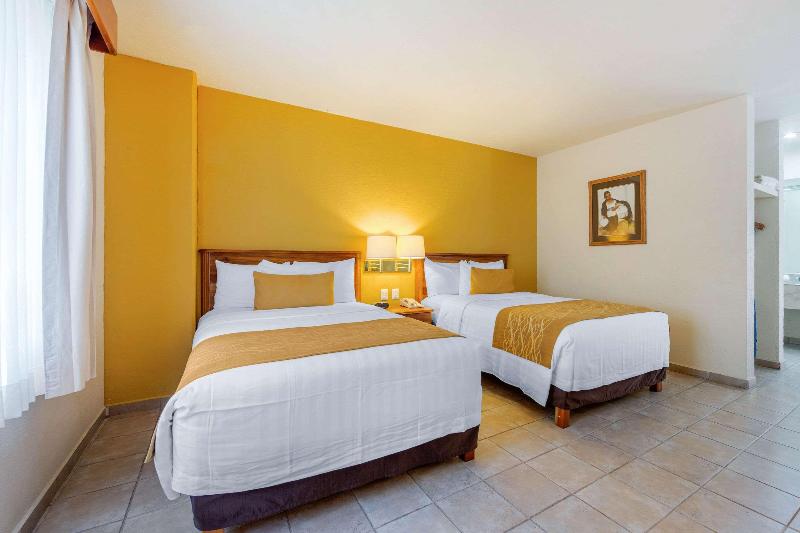 اتاق استاندارد, Comfort Inn Tampico