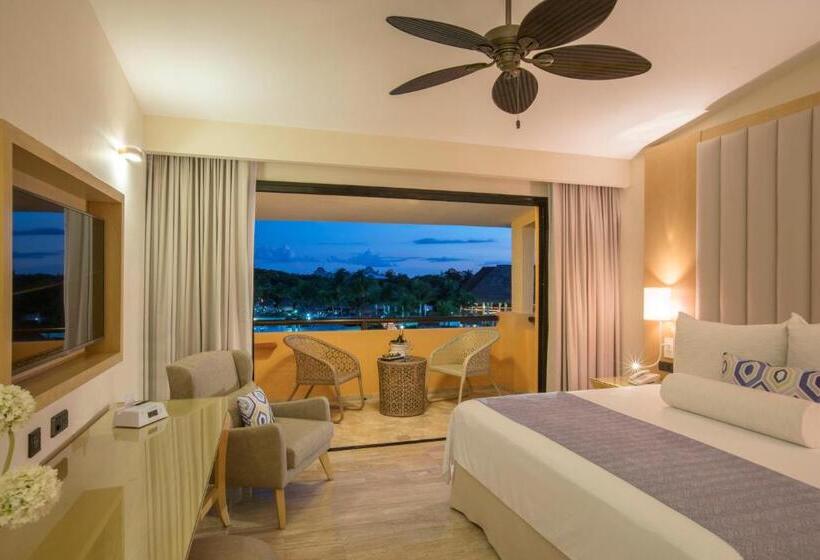 スイート, Grand Palladium White Sand Resort & Spa   All Inclusive