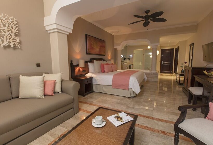 庭の見えるジュニアスイート, Grand Palladium White Sand Resort & Spa   All Inclusive