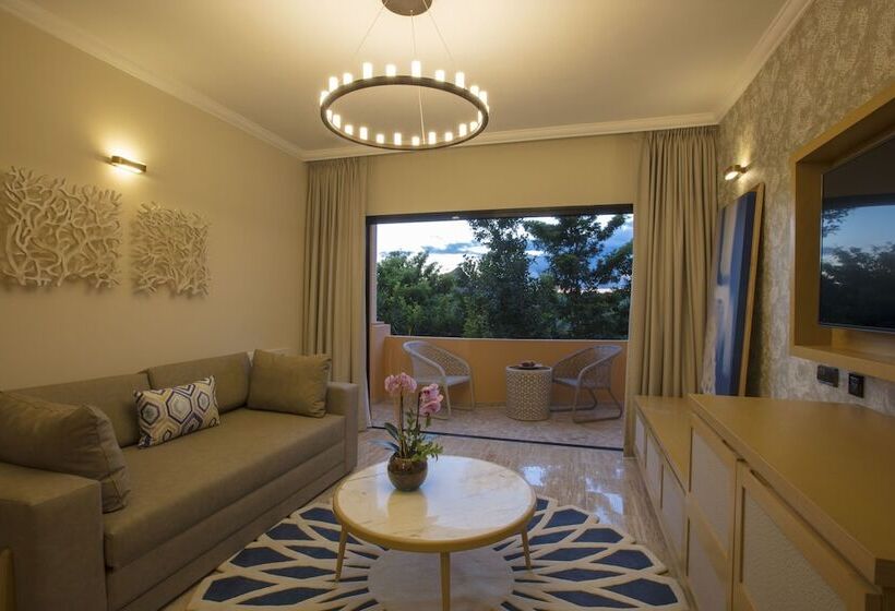 Люкс Вид на Сад, Grand Palladium White Sand Resort & Spa   All Inclusive