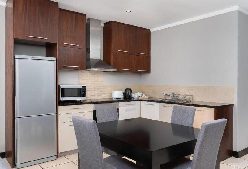 آپارتمان 2 خوابه, Icon Luxury Apartments